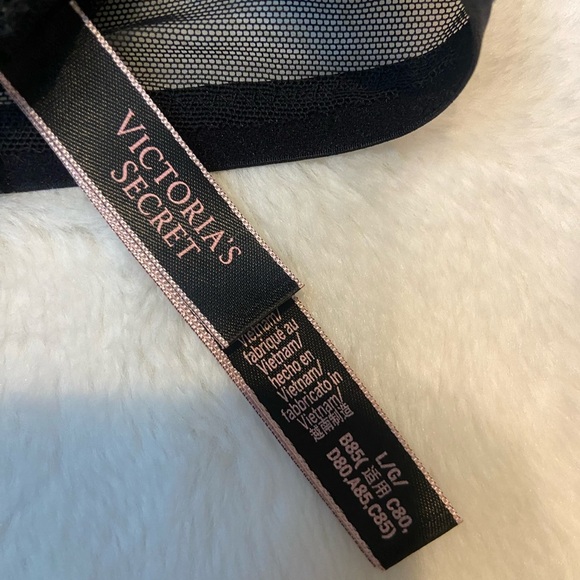 Victoria's Secret Black Lace Detail - Picture 3 of 3